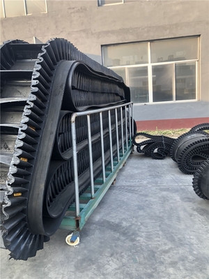 工業橡膠帶的特性、分類與應用